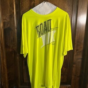Under Armour Yellow Short Sleeve Tee Vibrant Athletic Design